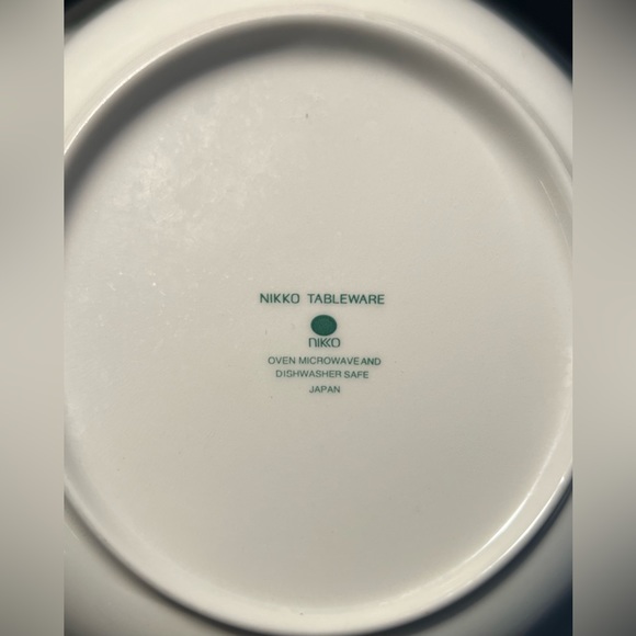 Nikko Replacement- Tea Roses soup/salad bowl with swirl rim. - Picture 2 of 5